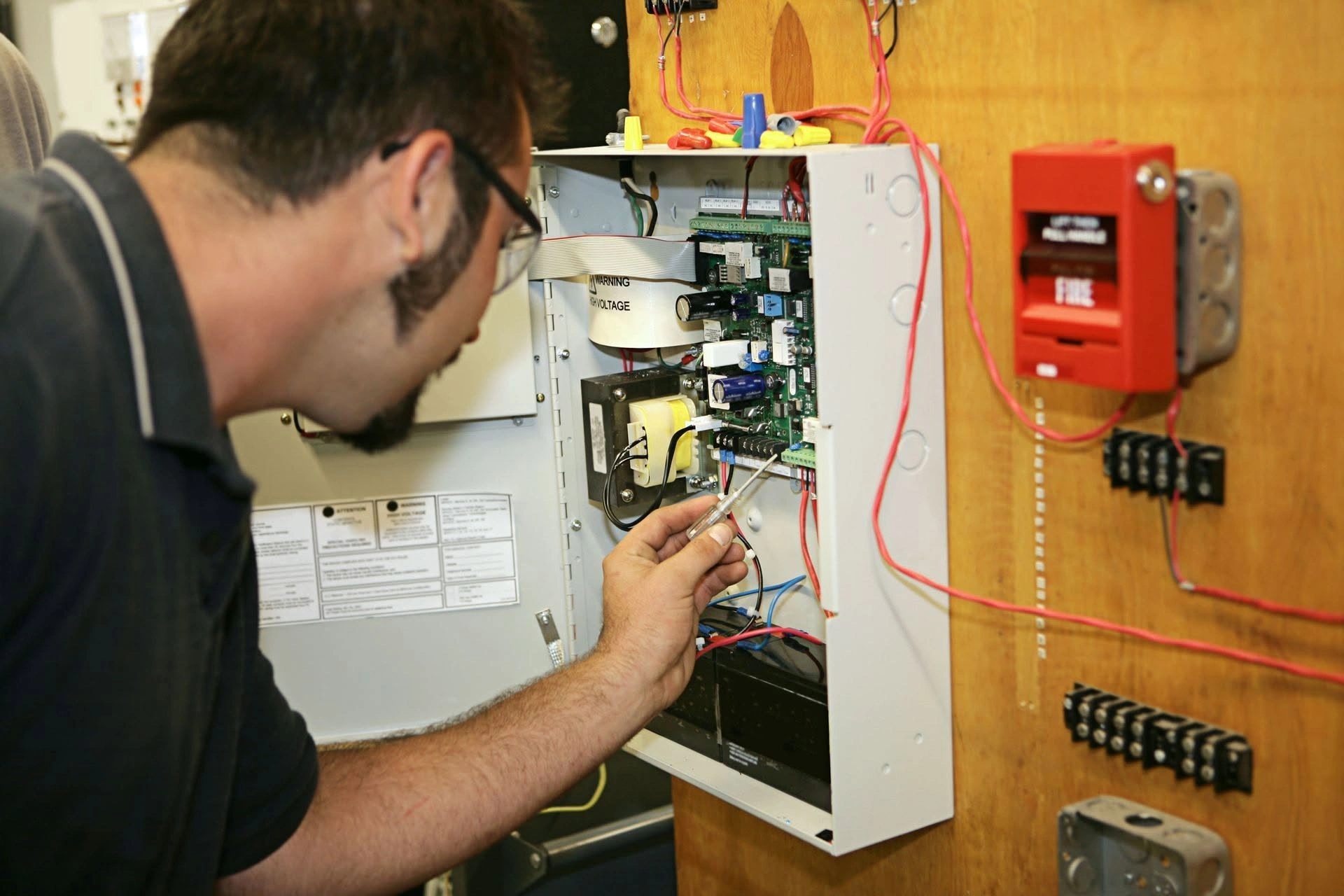 Emergency Electrician Richmond TX: 24/7 Rapid Response from Master Electricians
